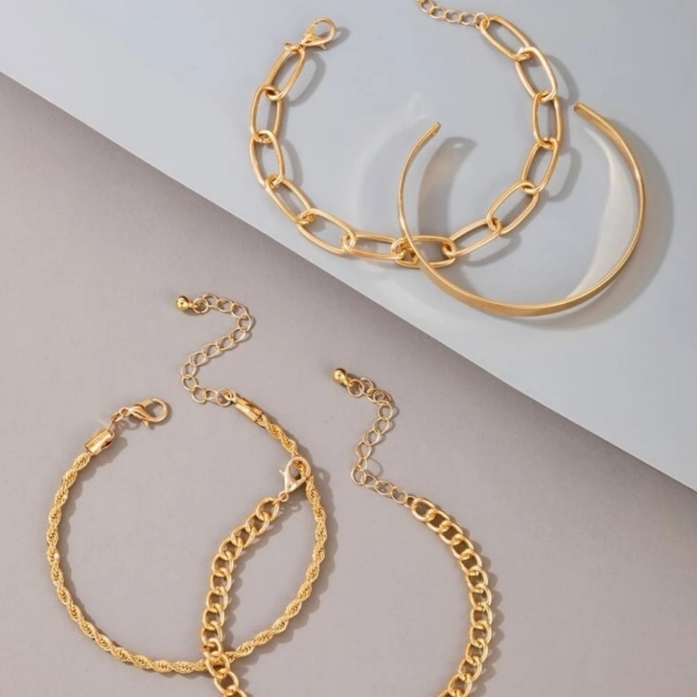 2/20$ Gold Bangle & Chainlink Bracelets 4 Pack - Picture 2 of 11